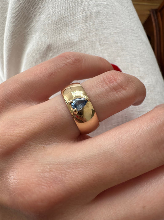 Pear Two-Tone Sapphire Cigar Band