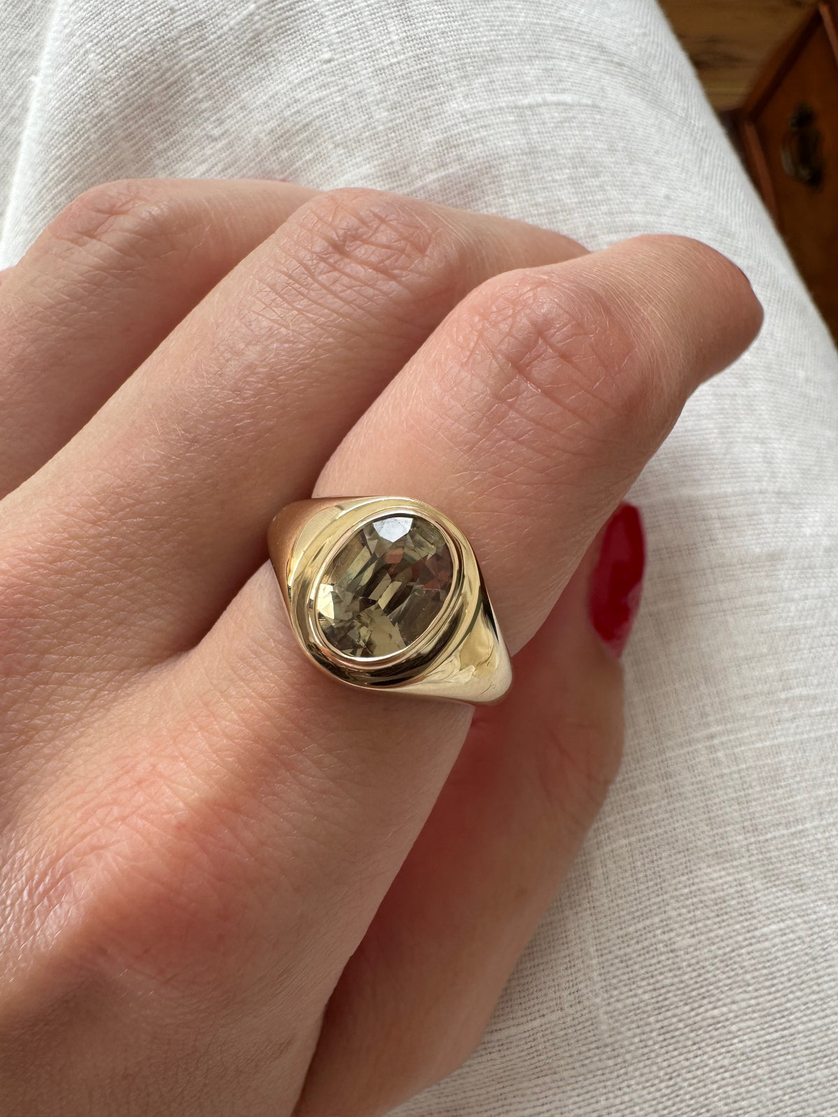 Mega Gold Zultanite Signet Ring 1998