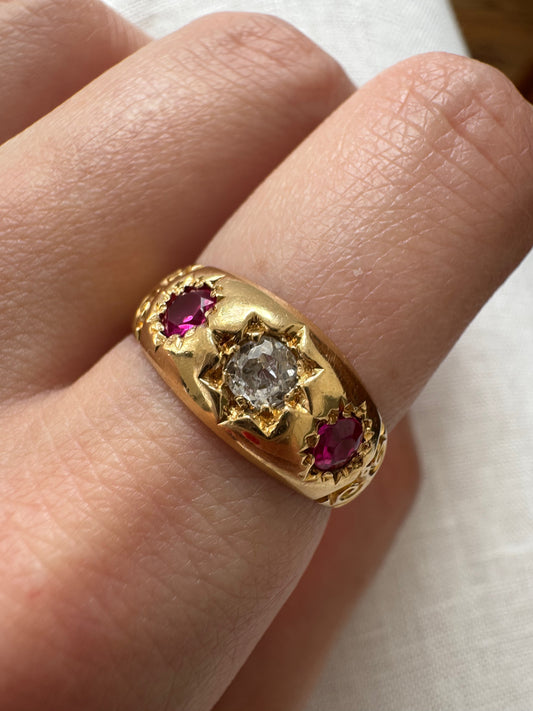 Antique 18ct Gold Diamond & Ruby Three Star Set Ring