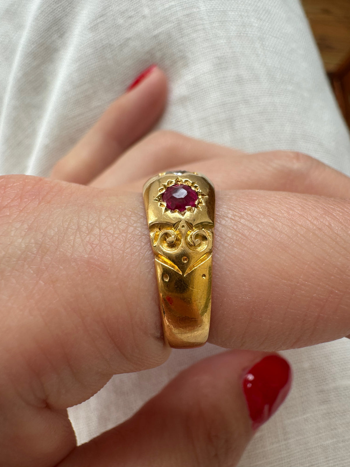 Antique 18ct Gold Diamond & Ruby Three Star Set Ring