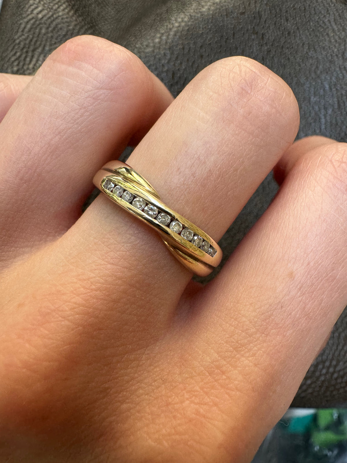 Vintage 9k gold wrap ring with diamonds