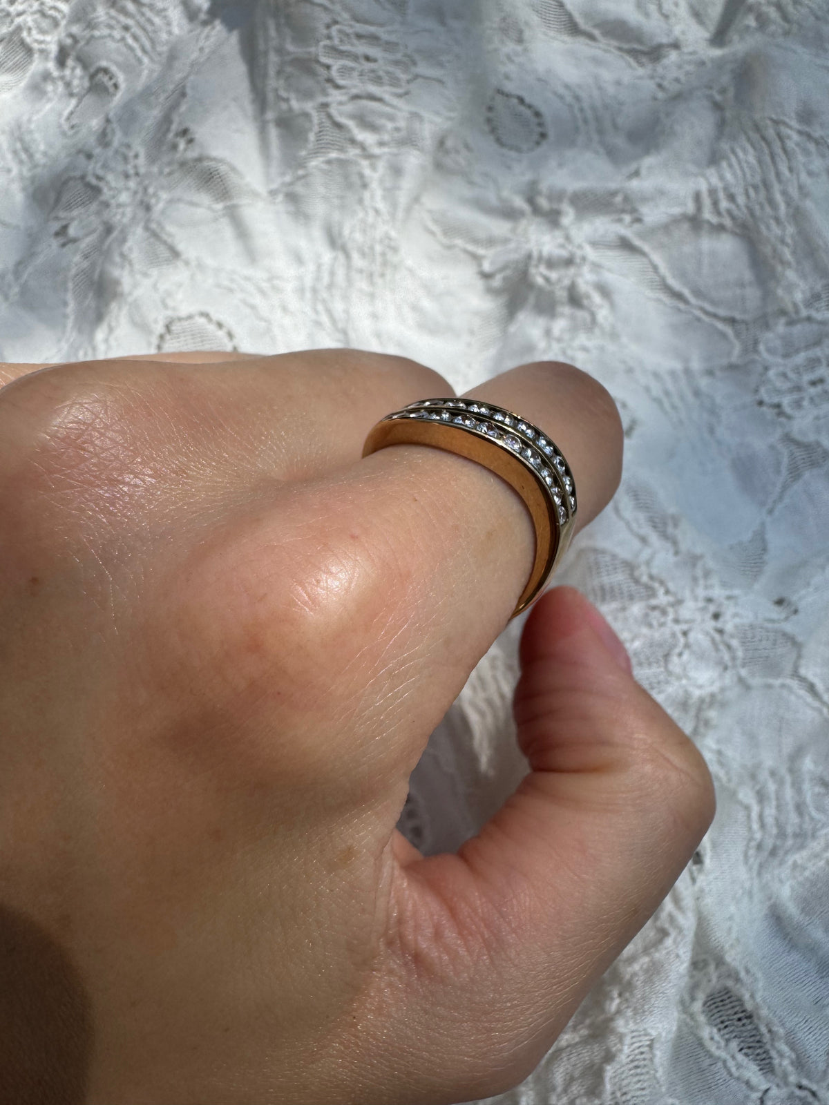 Funky 90s Gold Wave Swirl Ring