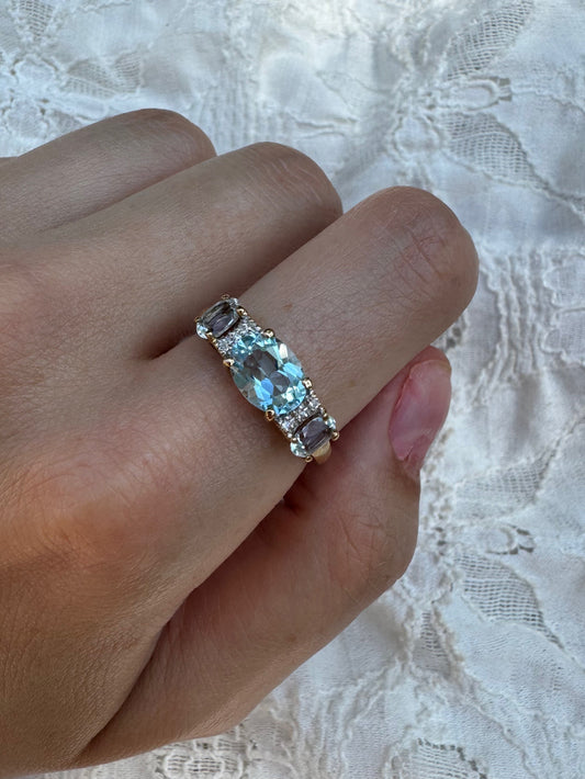 Icy Blue East-West Topaz Ring Yellow Gold