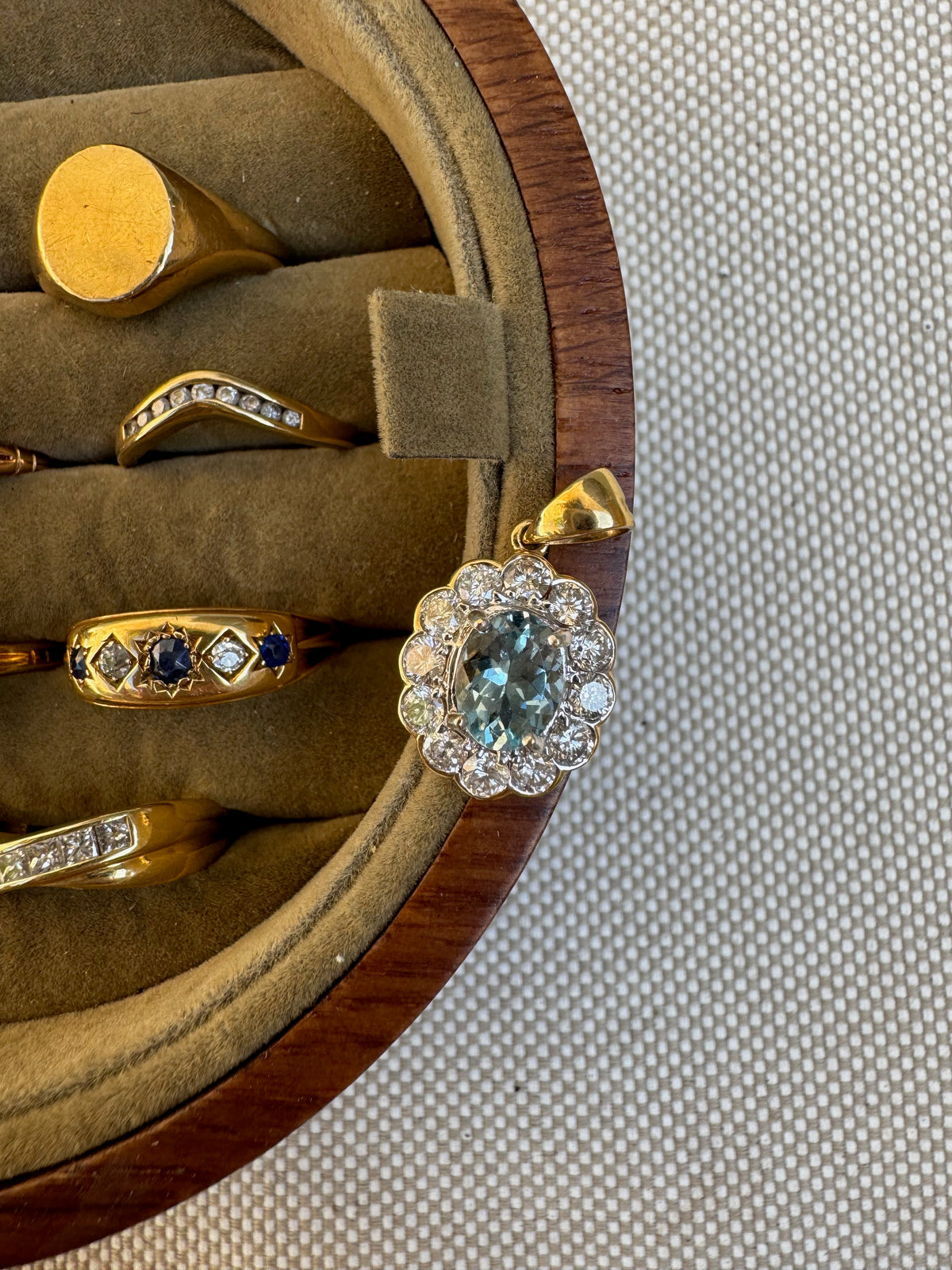 18k Gold Aquamarine Pendant with Diamond Halo