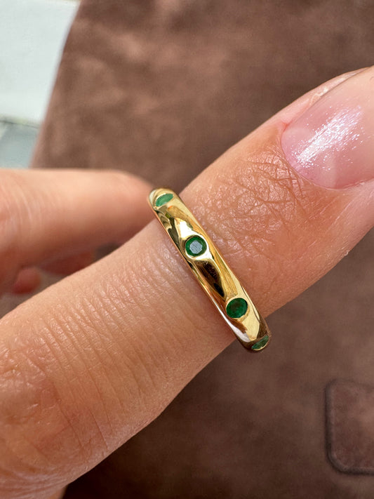 9ct Gold Emerald Skinny Stacking Ring — Size L 1/2